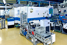 生産機械メーカーと共同開発した生産設備