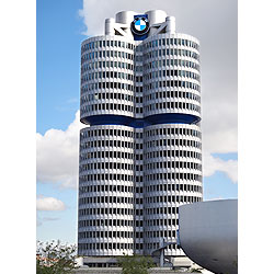 BMW本社(フォーシリンダービル)